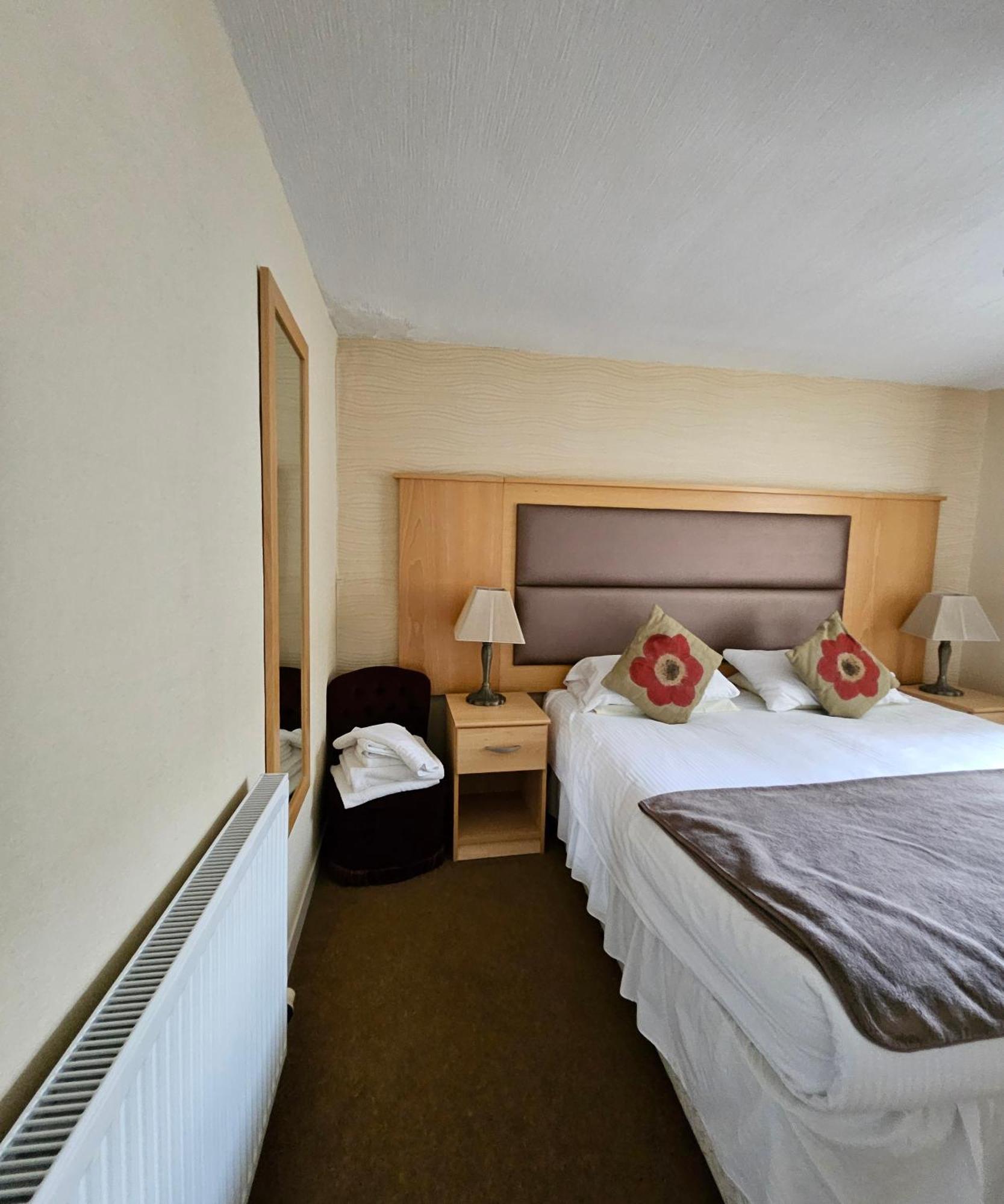 Station Hotel Portsoy Kültér fotó